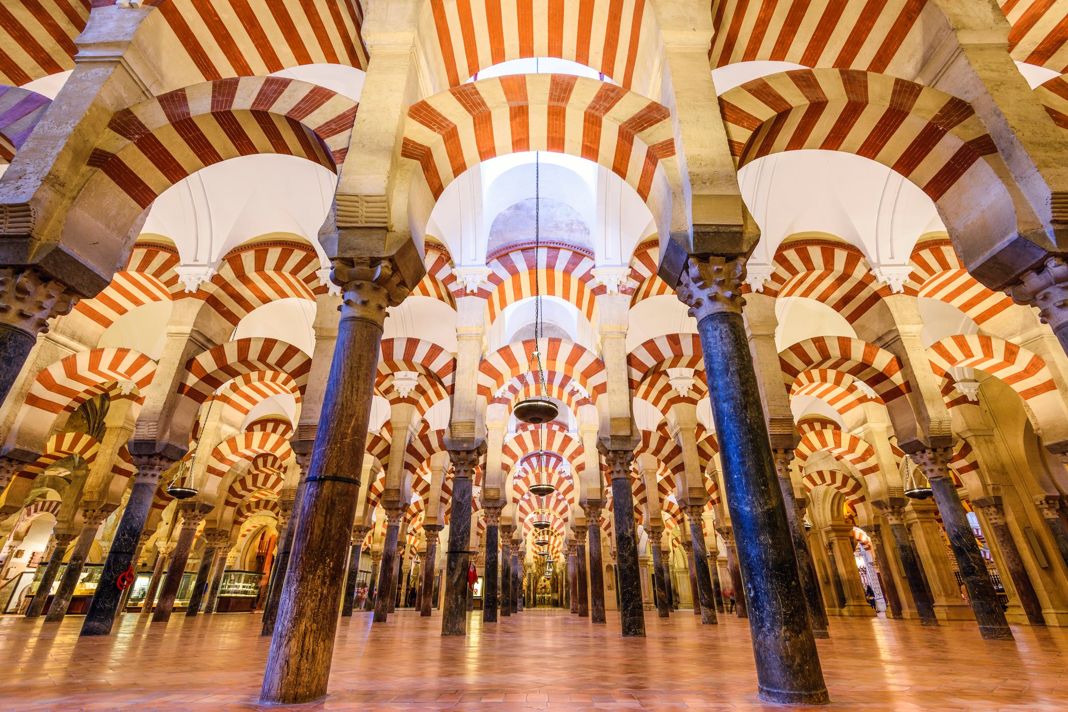 Trek_Package 5948 - mezquita cordoba -istock-467787426